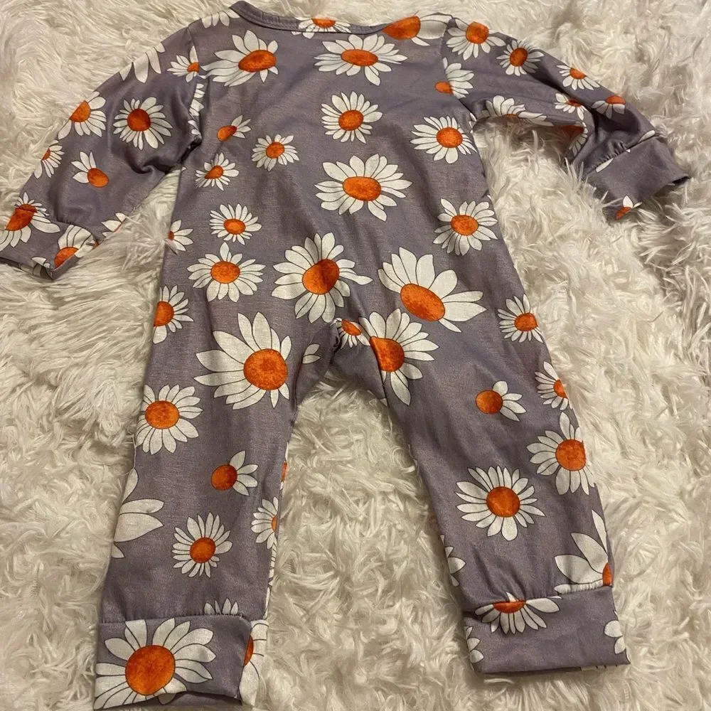 3-6M Gray & White & Orange Daisy Footless Onesie